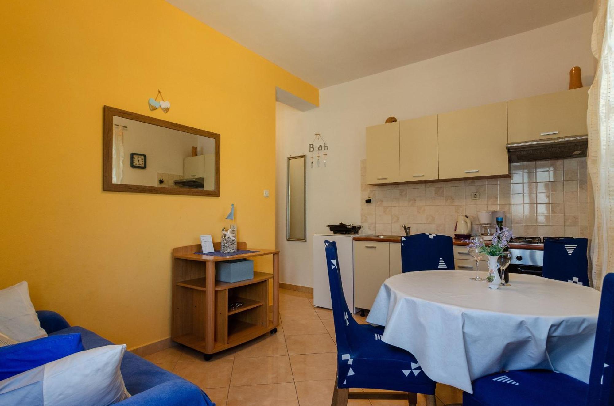 Apartmani Juraj ザヴァラティサ 部屋 写真